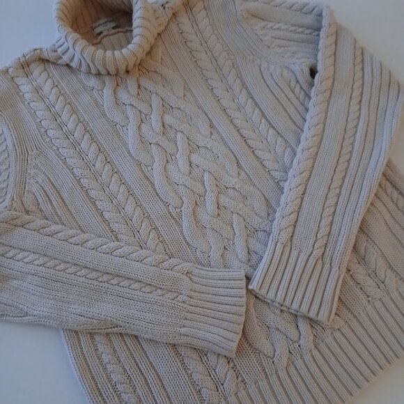 Men's Banana Republic Cotton Cable-knit Turtleneck Sweater- size M - Picture 2 of 4